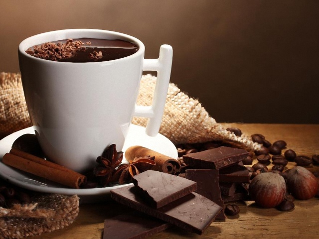 Hot chocolate: a recipe from cocoa powder and milk, condensed milk, cream at home. How is hot chocolate different from cocoa?