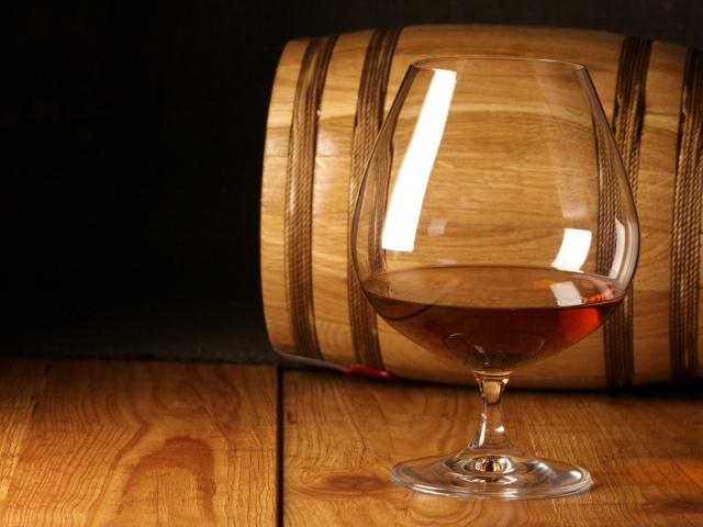 Cognac como regalo para un hombre y una mujer, cuál elegir: consejos. Lo que se puede poner como un regalo para Cognac para un hombre y una mujer: opciones. ¿Con qué palabras puede un hombre dar un brandy?