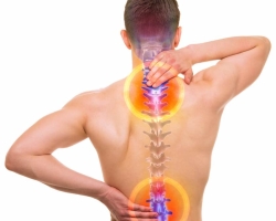 Kako lajšati bolečino v hrbtenici: nasvet najboljših strokovnjakov, kakšne tablete pomagajo injekcije?