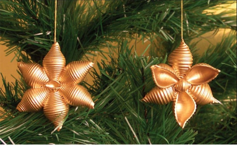 Makaronske kroglice na božičnem drevesu z lastnimi rokami, primer 2