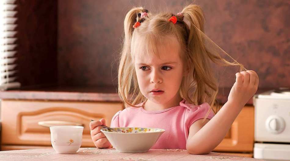 Que faire si l'enfant mange mal?