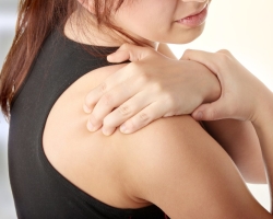 Périarthrose de l'articulation de l'épaule: causes, symptômes, traitement