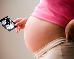 Az első mozdulatok terhesség alatt: Feltételek, érzések, Norm. Hány héttel kezd el először költözni egy nő első, második, harmadik terhességében?
