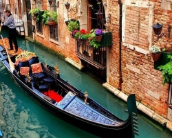 Le nord de l'Italie est Venise et Lido-Di-Ezolo. Comment se rendre de l'aéroport à Venise? Visites de Venise: Description. Carte de Venise en russe