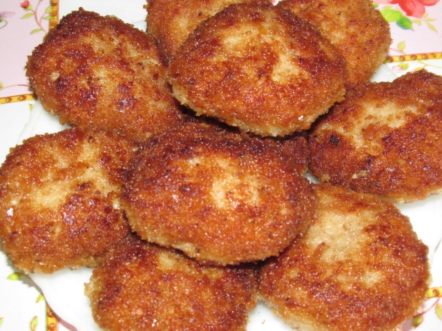 Recipes for making delicious fish cutlets made of salmon, pike perch, pollen, cod and pikes. Dietary fish cutlets: recipe