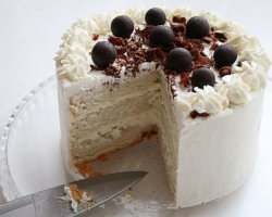 Cheese on cream for a layer of cake: recipes