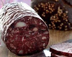 How to deliberately cook blood sausage frozen semi -finished product?
