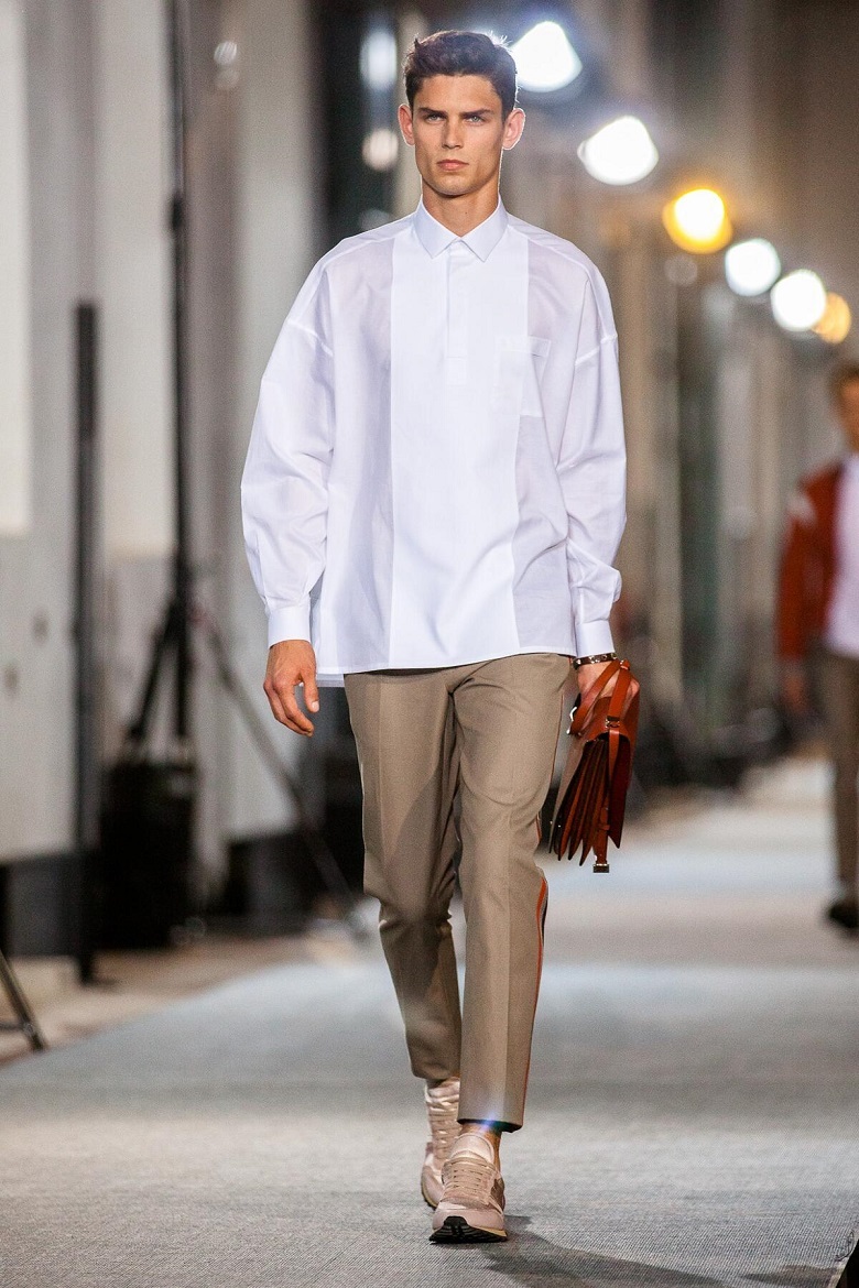 Camisa blanca Imágenes de moda para hombres 2022-2023