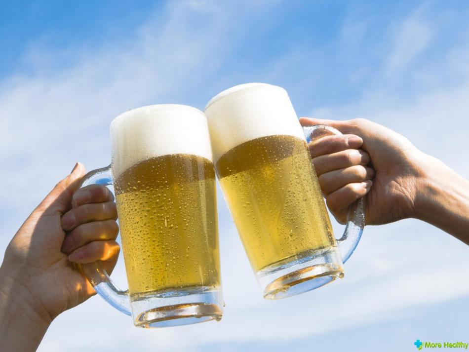 Belchic Beer pije poznavalci Hop, ki ne more biti alkohol.