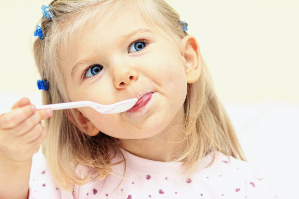 При диарее нужно исключить из рациона питания ребенка некоторые продукты