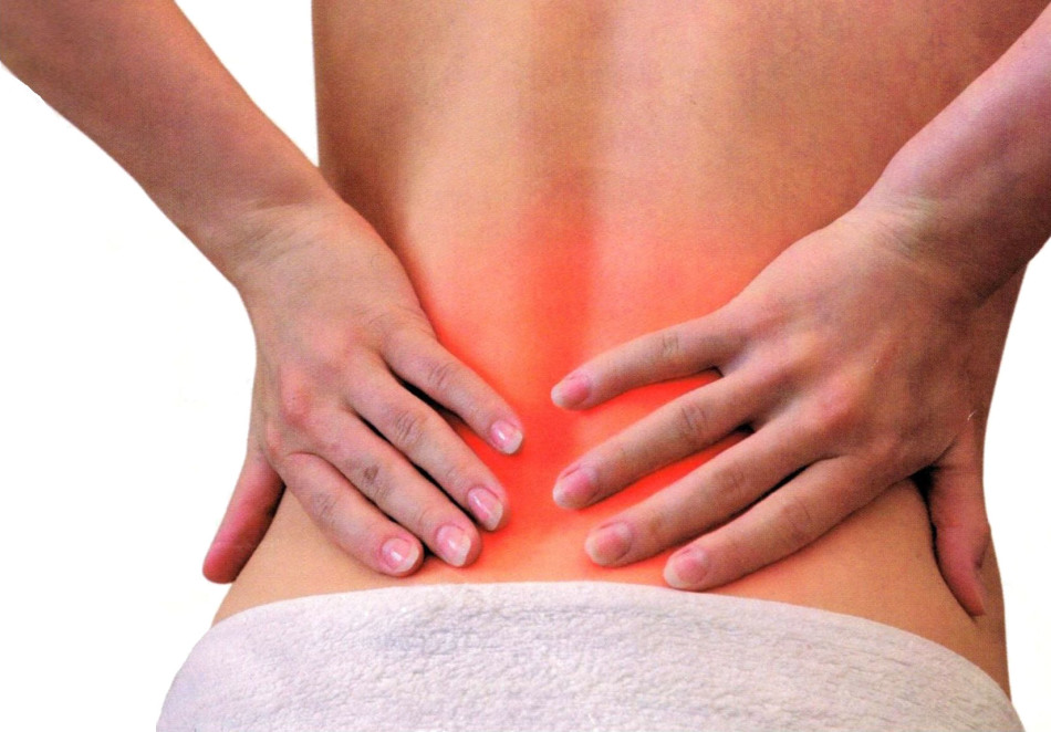 La douleur au bas du dos indique une fonction rénale altérée des antibiotiques