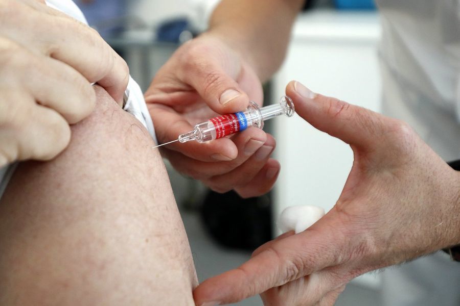 Vaksinasi Dewasa
