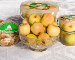 Πώς να υγροποιήσετε τα μήλα στο σπίτι σε βάζα, πλαστικό βαρέλι, κουβά: Οι καλύτερες συνταγές για το χειμώνα. Τι μήλα, ποικιλίες μήλων μπορούν να βρεθούν για το χειμώνα: Λίστα, ονόματα. Πώς να είναι σωστά και νόστιμο για να απολαύσετε τα μήλα για το χειμώνα με μουστάρδα, λάχανο, κολοκύθα, αλεύρι σίκαλης;