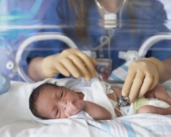 What you need to know about a premature child: risks, forecast, prevention