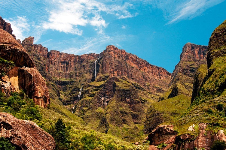 Solo hay dos maneras de la cascada