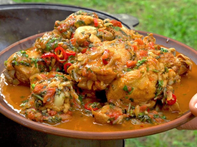 Как вкусно приготовить чахохбили из курицы полуфабрикат: рецепты, кулинарные советы. Какие приправы нужны для чахохбили из курицы?