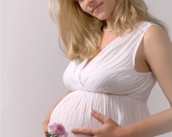 Zakaj se hemoroidi pojavljajo med nosečnostjo? Kako zdraviti hemoroide za nosečnice?