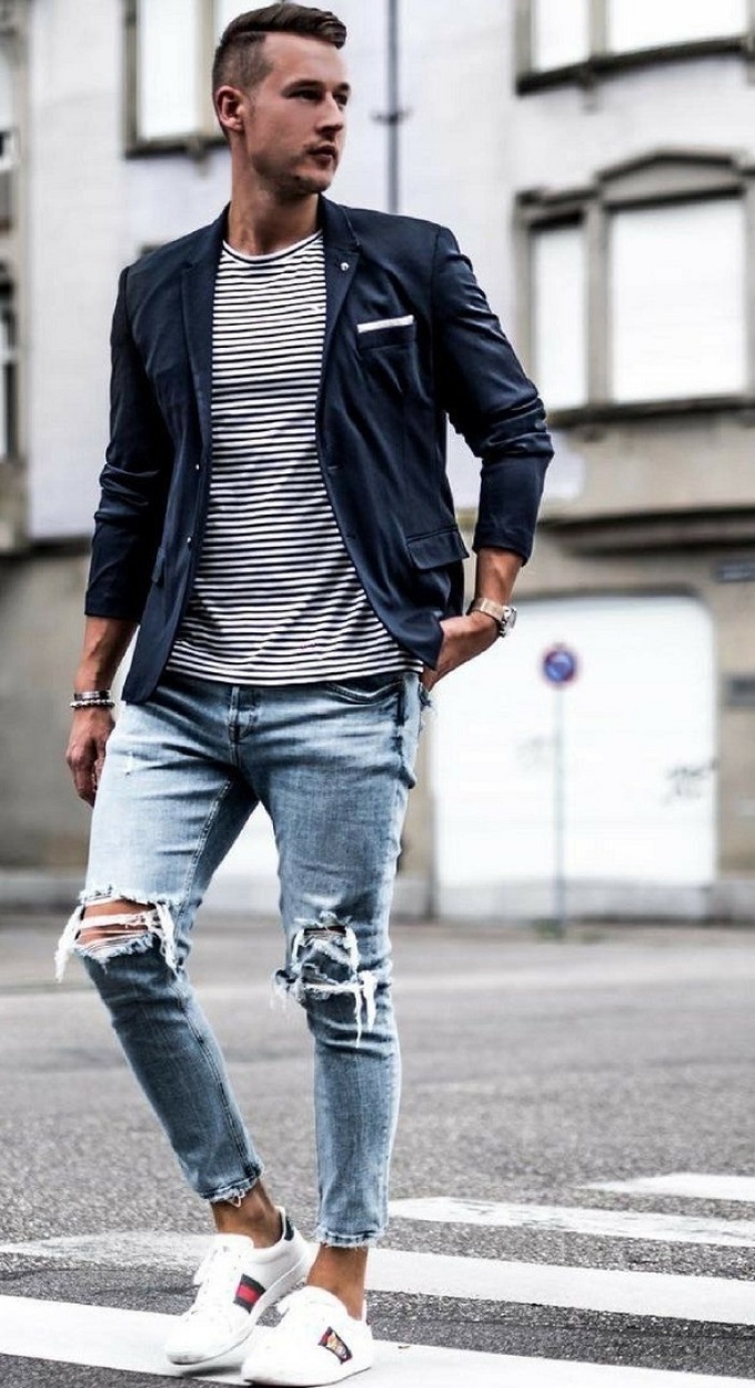 Какие кроссовки можно носить с джинсами мужчинам