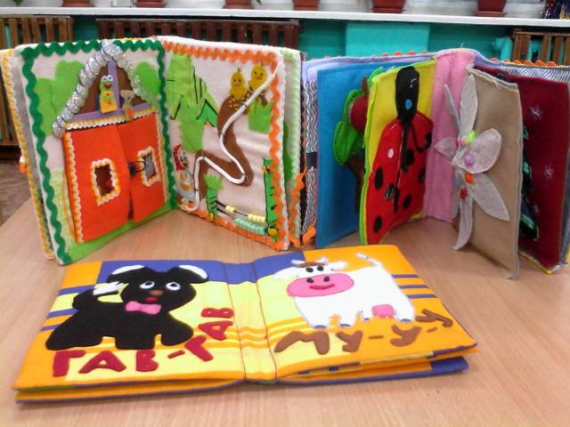 Buku bayi DIY untuk TK, sekolah. Mengembangkan buku untuk yang terkecil dengan tangan mereka sendiri, untuk anak -anak dari usia 1 tahun