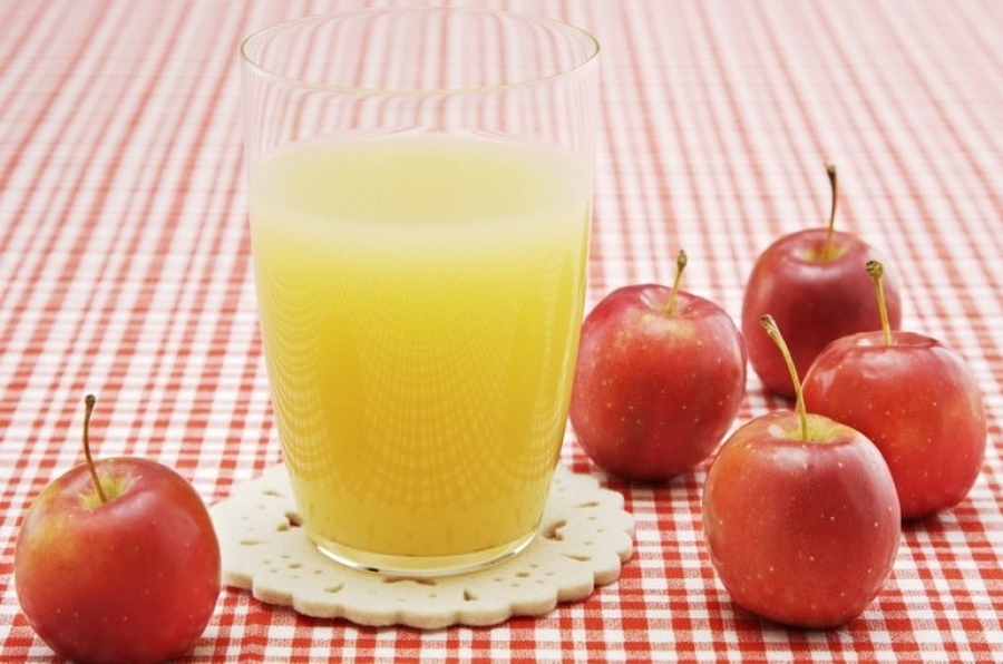 Äppeljuice rengör levern väl, men det borde vara naturligt.
