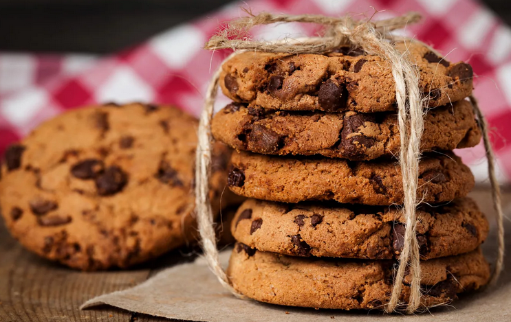 Kue Amerika dengan potongan cokelat dari permen kadaluwarsa