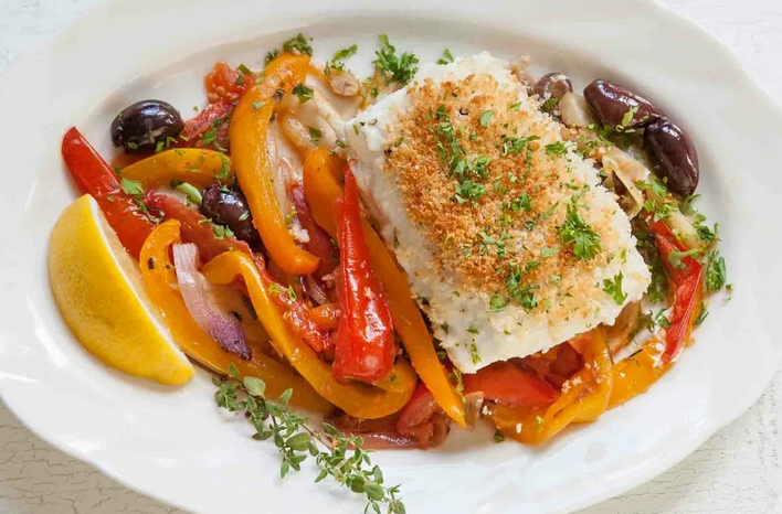 Paltus fillet baked in the oven with vegetables