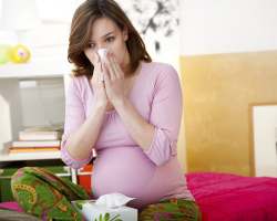 Allergia terhesség alatt. Hogyan befolyásolják az allergia a magzatot a terhesség alatt? Allergiakezelés terhes nőknél