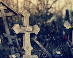 Why do children's graves in the cemetery need to be bypassed: signs