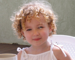 Curly hair in a child: Do I need to do styling?