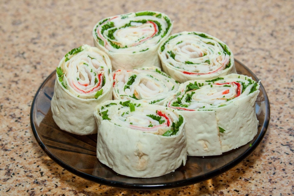 Palitos de cangrejo en Lavash