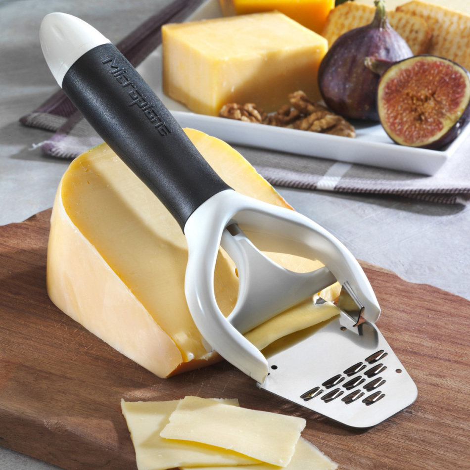What does a hand grater look like on Aliexpress for Korean carrots, with which nozzles it is: catalog, photo