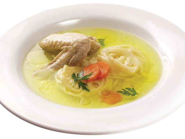 Chicken soup: the best recipes for chicken soup with rice, millet, champignons, egg, vermicelli, potatoes, beans. How to cook cheese, milk, oriental and dietary chicken soup?