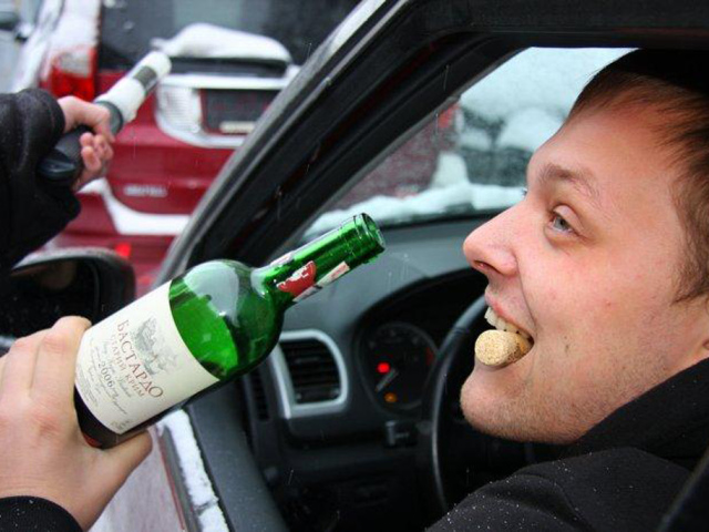 Quand pouvez-vous conduire après l'alcool, la chirurgie? Niveau d'alcool autorisé dans le sang
