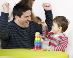 How to praise a child correctly: tips for the boy’s parents, girls