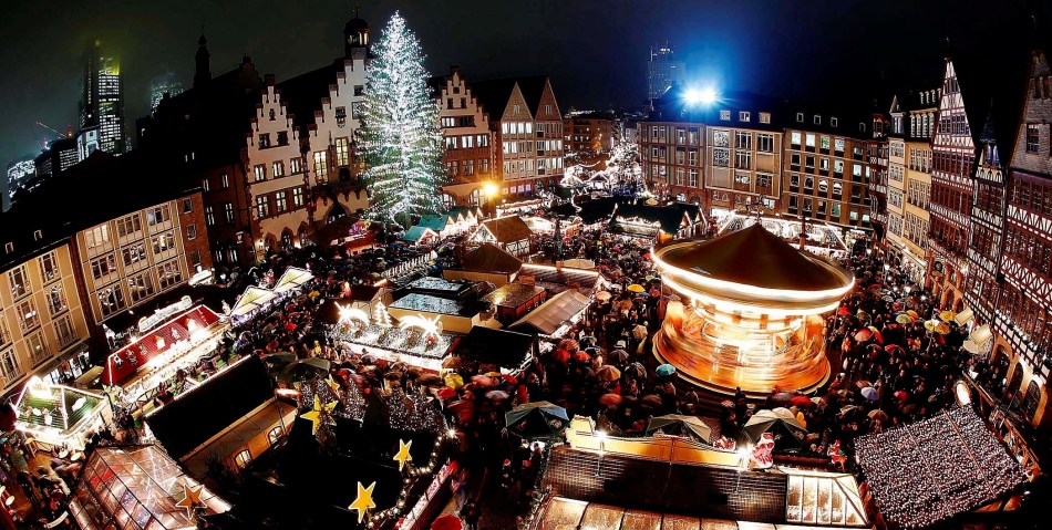 Рождественская ярмарка в страсбурге, франция