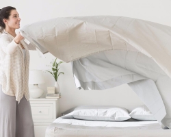 Mennyire könnyű és könnyű feltölteni egy takarót a paplannál: Life Hacks, tippek