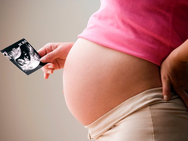 Az első mozdulatok terhesség alatt: Feltételek, érzések, Norm. Hány héttel kezd el először költözni egy nő első, második, harmadik terhességében?