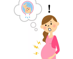 Is it possible not to notice and miss the discharge of amniotic fluid in a woman before childbirth? Can water go unnoticed by a woman during pregnancy in the toilet, when taking a bath, a shower?