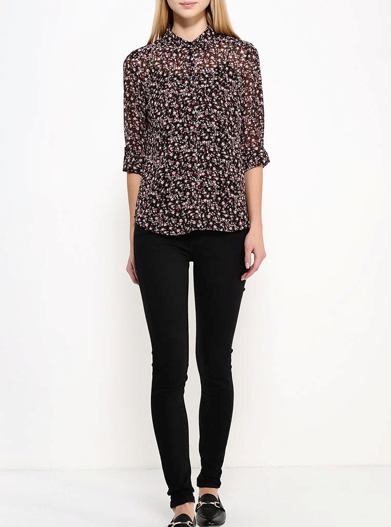 Black jeans skinny with a blouse in Lamoda
