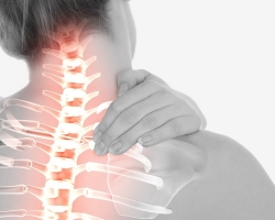 Lehernya sakit: Alasan, apa yang harus dilakukan? Nyeri di leher di belakang, di sisi kiri dan kanan: penyebab, gejala, pengobatan, pencegahan, metode perawatan rakyat