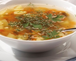 Soup de chou d'agression: recette étape par étape. Comment faire cuire une délicieuse soupe de chou aigre en choucroute avec de la viande, un maigre, des champignons, un végétarien, un régime alimentaire?