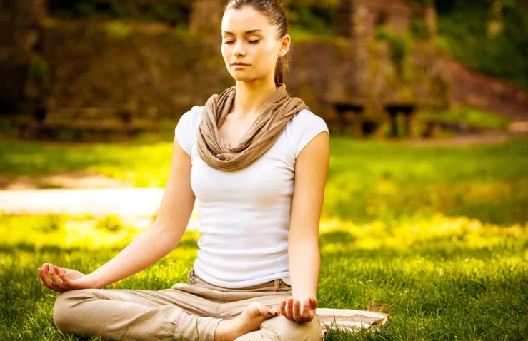 Внутрішньочерепний тиск для зниження без таблеток допоможе медитації