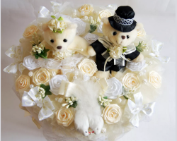 Bouquets of soft toys, fresh flowers, with sweets with your own hands: master classes in stages, step-by-step guides. Unusual bouquets of soft toys for children - ideas: photo