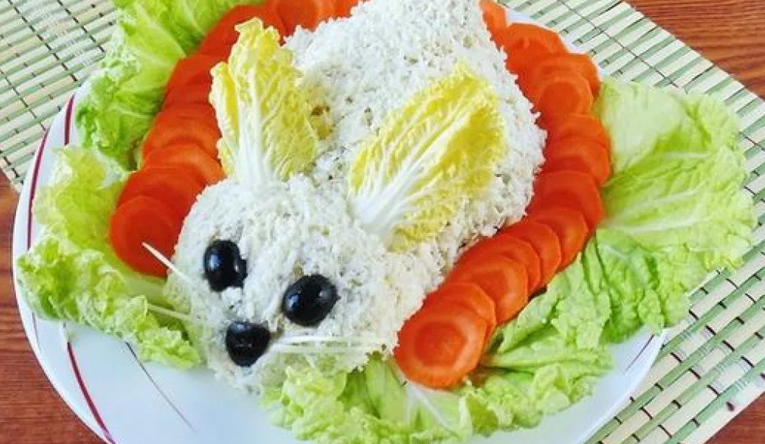 Delicious and exquisite salad - 