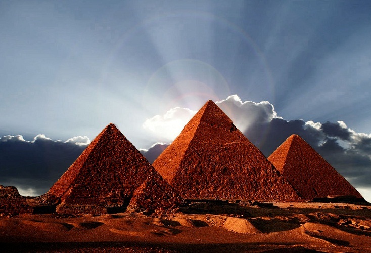 Znanstveniki ne morejo natančno odgovoriti, kako so bile zgrajene piramide