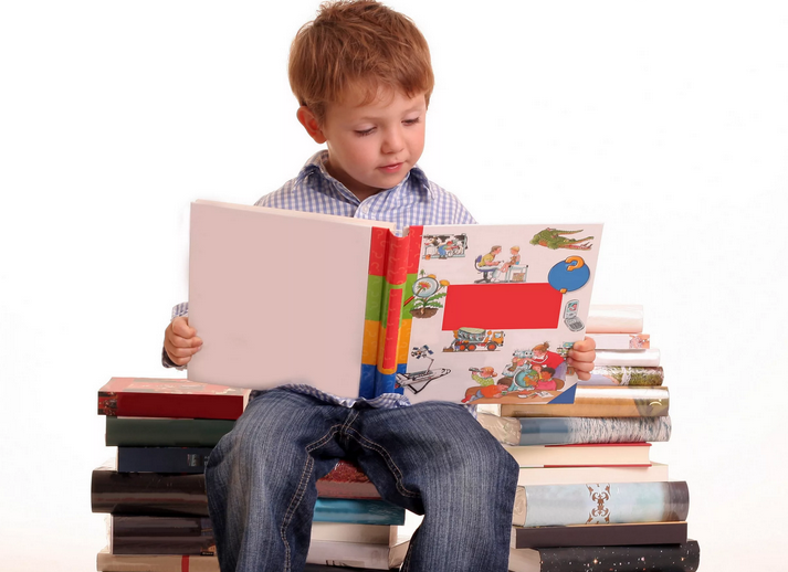 L'enfant est habitué à la lecture