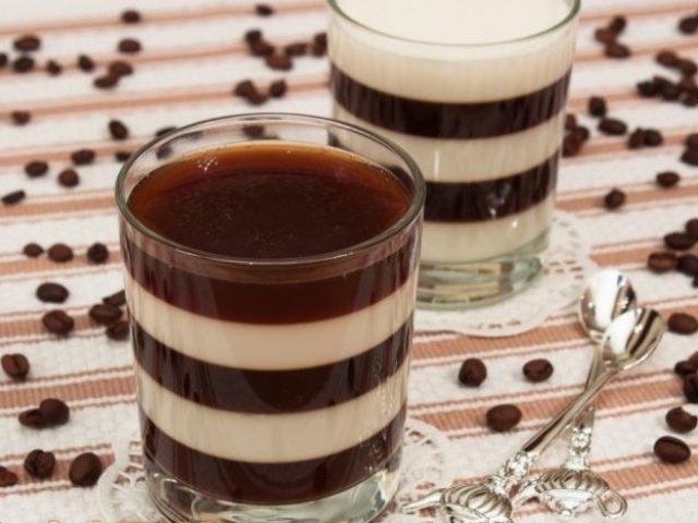 Шоколадное желе: без желатина с темным шоколадом, какао, сметаной — руководство по приготовлению
