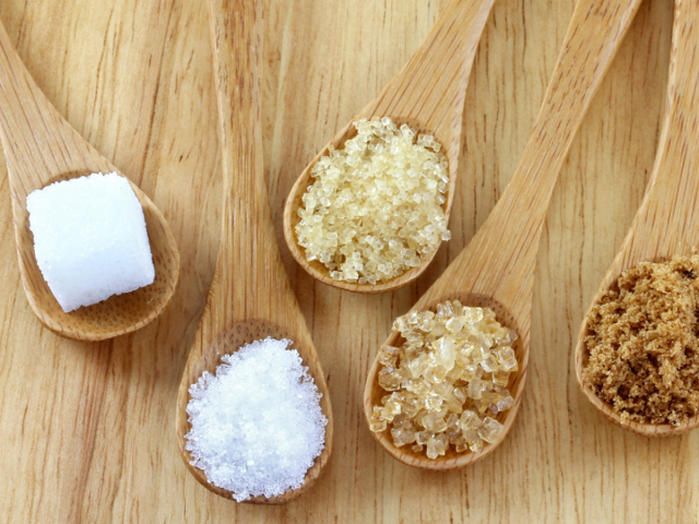 Тростниковый сахар, коричневый и обычный: в чем между ними разница? История появления тростникового и свекольного сахара и тонкости их производства