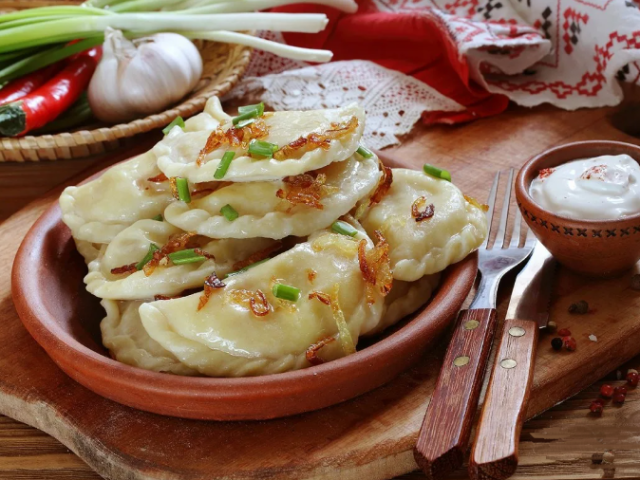 How to delibe to cook dumplings with potatoes semi -finished product: recipe, methods and secrets of cooking