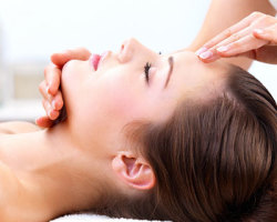 Massage japonais shiatsu: lectures et contre-indications, équipement et points principaux, avis
